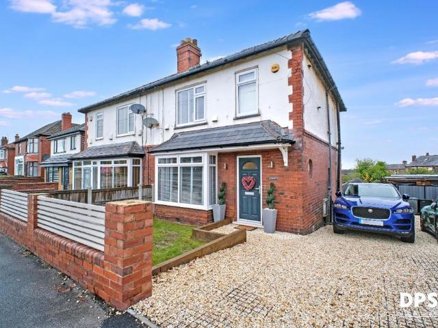 House for sale in Blackgates, Leeds