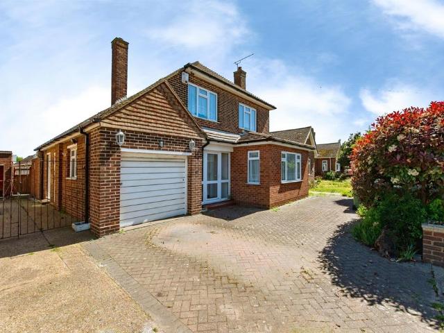 House for sale in Chadwell St Mary, Essex