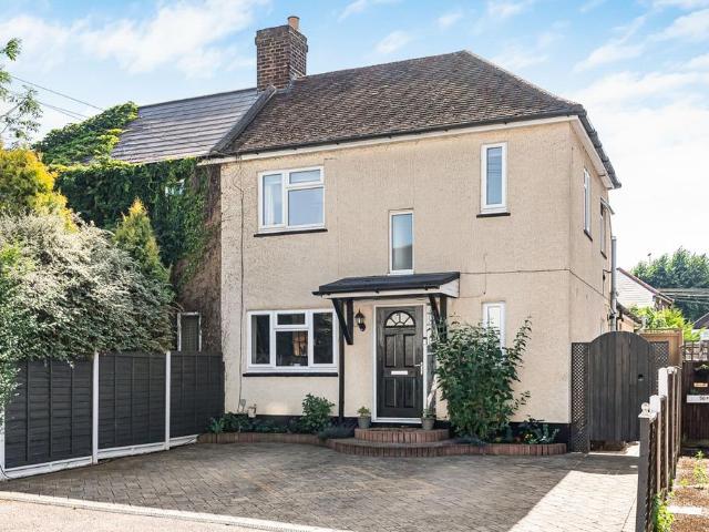 House for sale in King's Walden, Hertfordshire