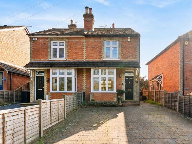 House for sale in Ottershaw, Runnymede