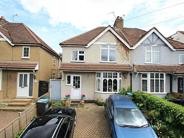 House for sale in Batchworth, Hertfordshire