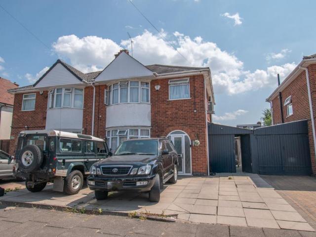 House for sale in Old Wharf, City Of Leicester