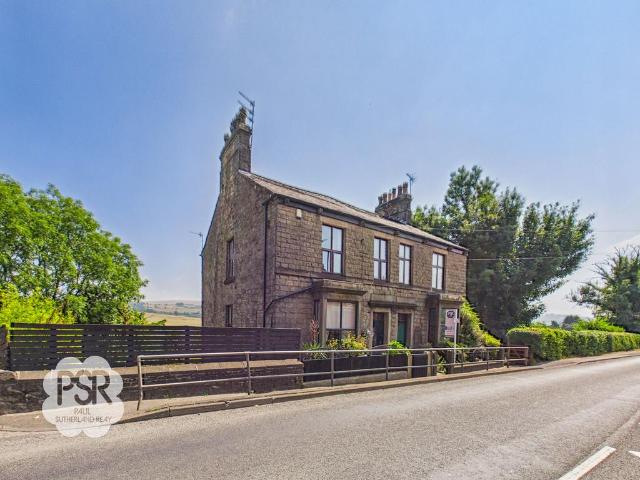 House for sale in Charlesworth, East Midlands