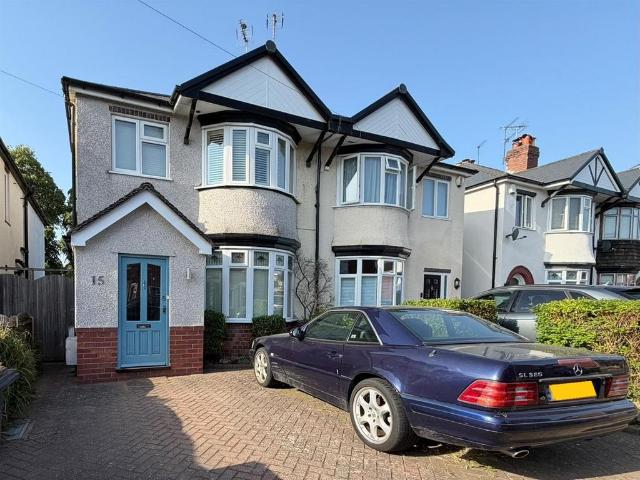 House for sale in Bromsgrove, Worcestershire