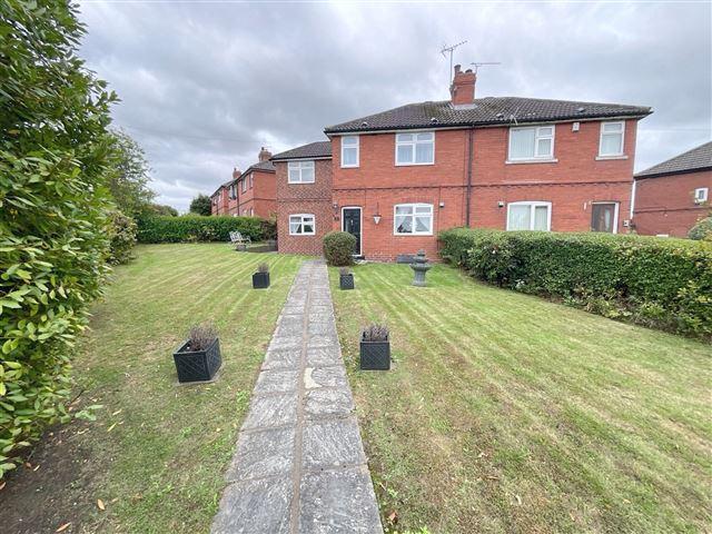 House for sale in Aston cum Aughton, Aughton