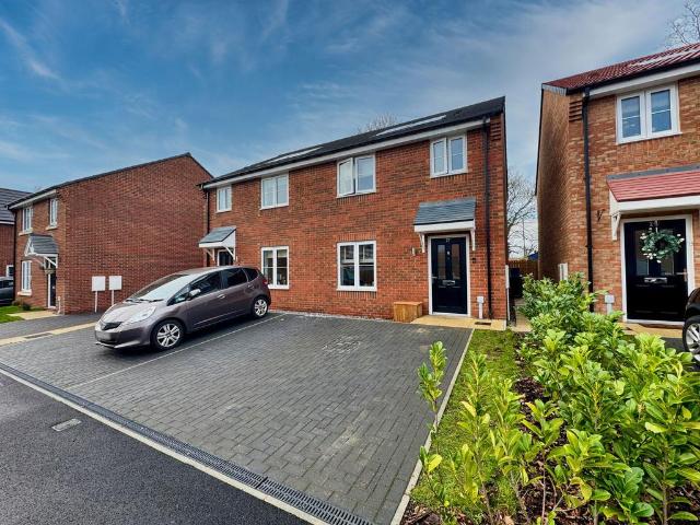 House for sale in Aiskew