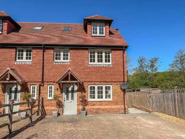 House for sale in Heathlands, East Sussex