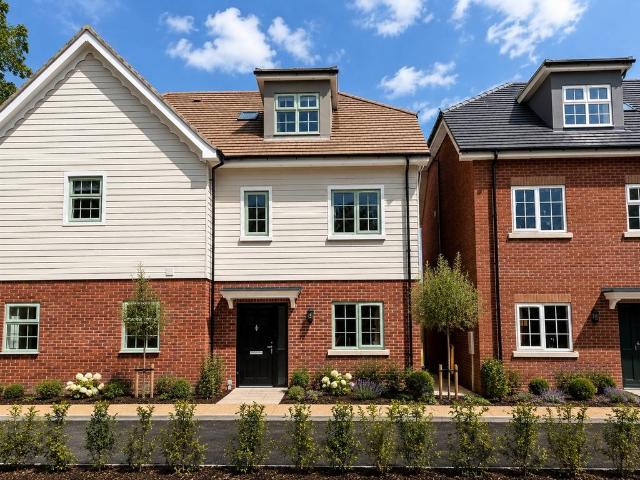 House for sale in Bolton Low Houses, Hampshire