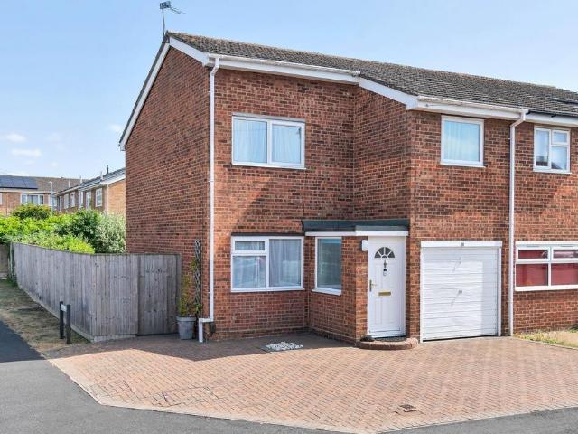 House for sale in St. Ives, Huntingdon