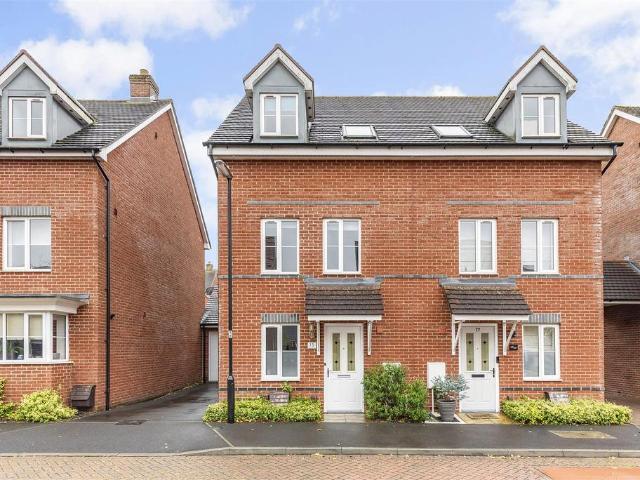 House for sale in Walworth Business Park, Test Valley