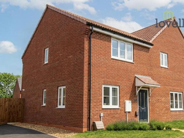 House for sale in Laceby