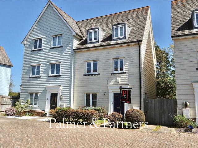 House for sale in Purdis Farm, Eastbridge