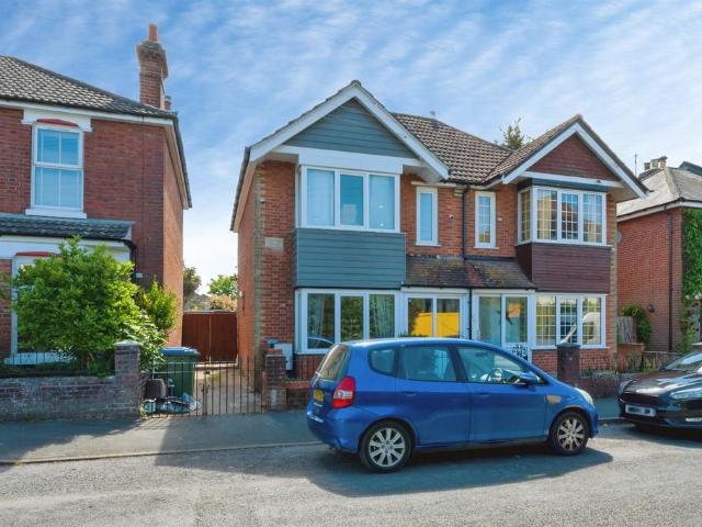 House for sale in Shirley Park, City Of Southampton