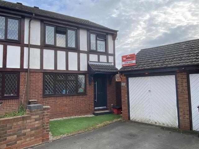 House for sale in Albert Village, Leicestershire
