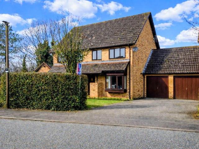 House for sale in Monkston Park, Milton Keynes