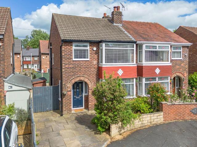 House for sale in Georgia, Greater Manchester
