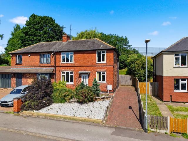 House for sale in Gedling, East Midlands
