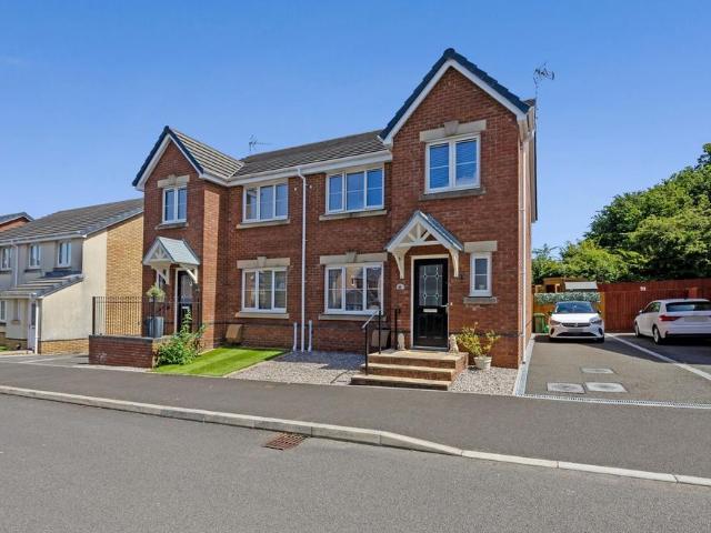 House for sale in Llanharry, Brynsadler