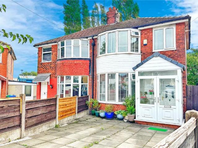 House for sale in Georgia, Greater Manchester