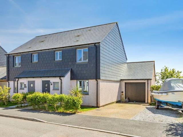 House for sale in Strode, Devon