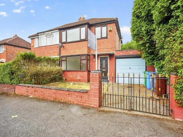 House for sale in Georgia, Greater Manchester