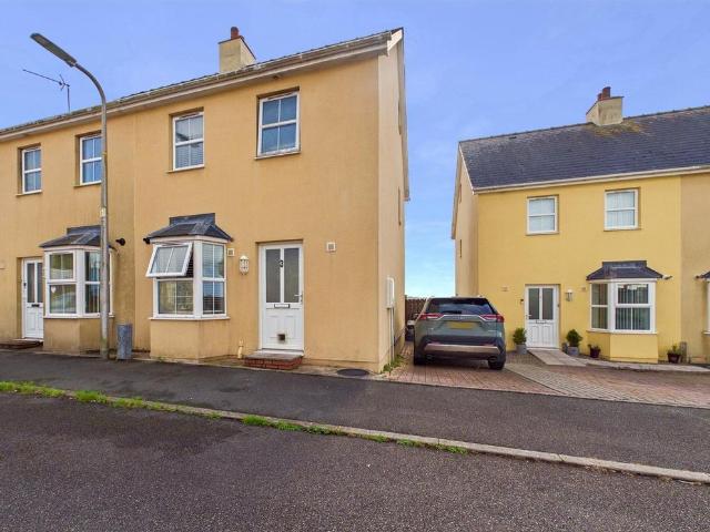 House for sale in Neyland, Pembrokeshire