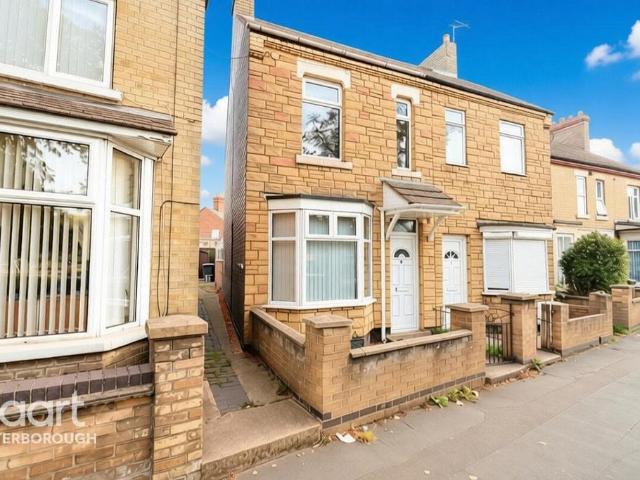 House for sale in Eastgate, Peterborough