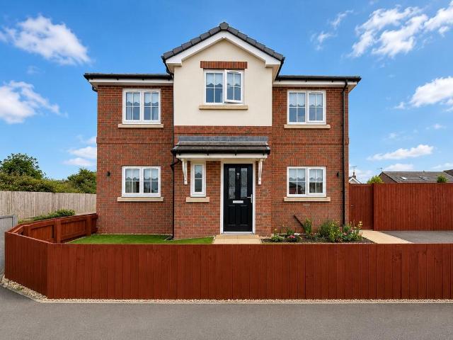 House for sale in Marshside, Southport