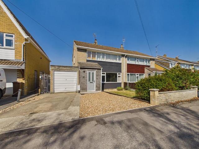 House for sale in Pewsham, Chippenham