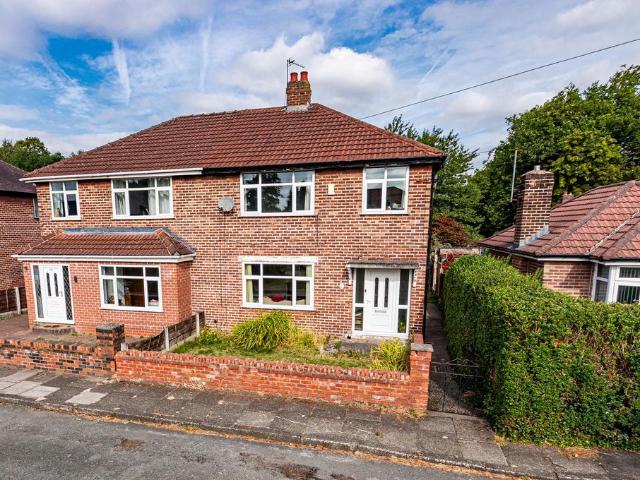 House for sale in Woodsend, Trafford Park