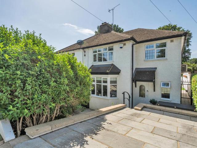 House for sale in St Mary Cray, Greater London
