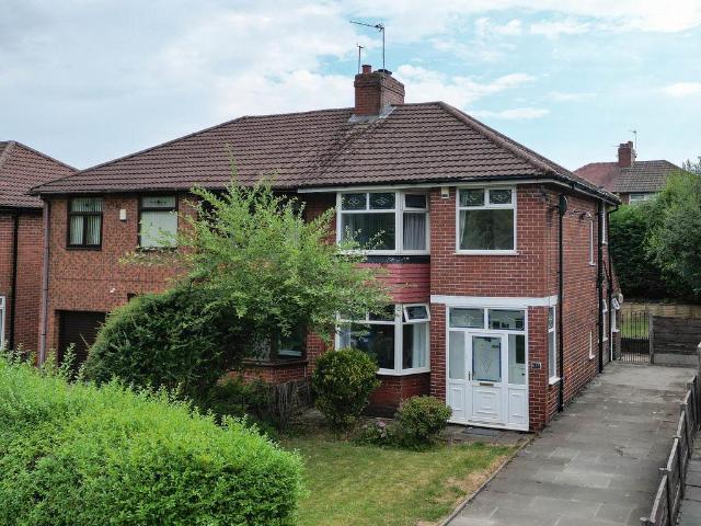 House for sale in Buersil, Burnedge