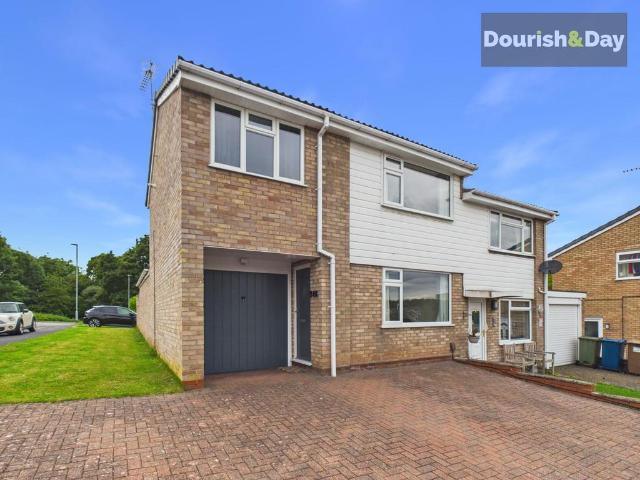 House for sale in Baswich, Staffordshire