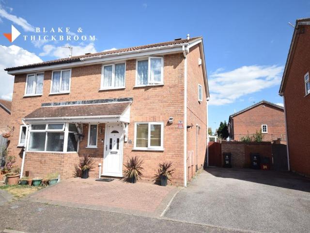 House for sale in Dale Hill, Essex