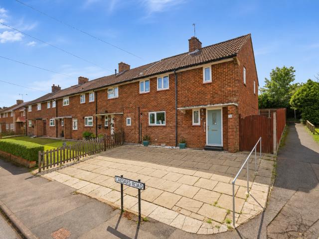 House for sale in Five Acres, Hertfordshire