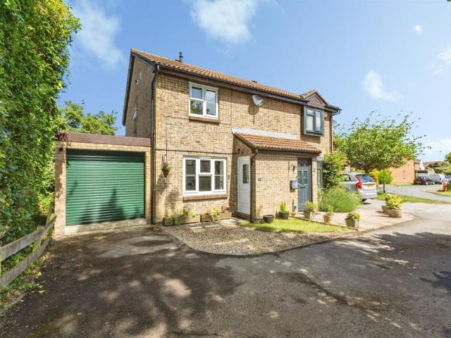 House for sale in Shinfield