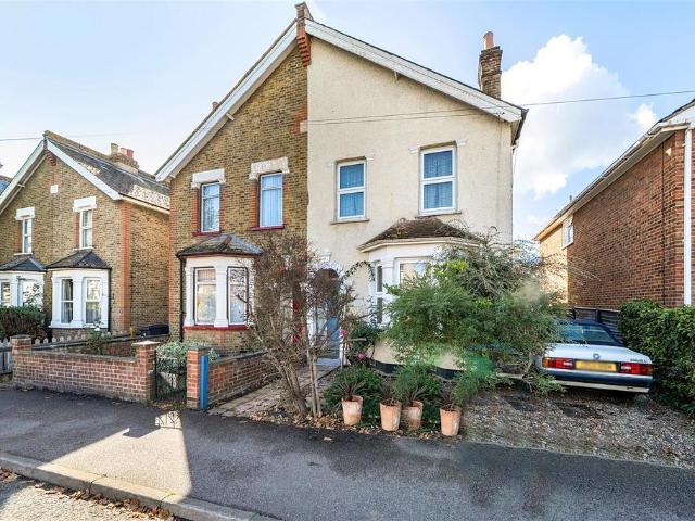 House for sale in Royal Borough of Kingston upon Thames, Greater London