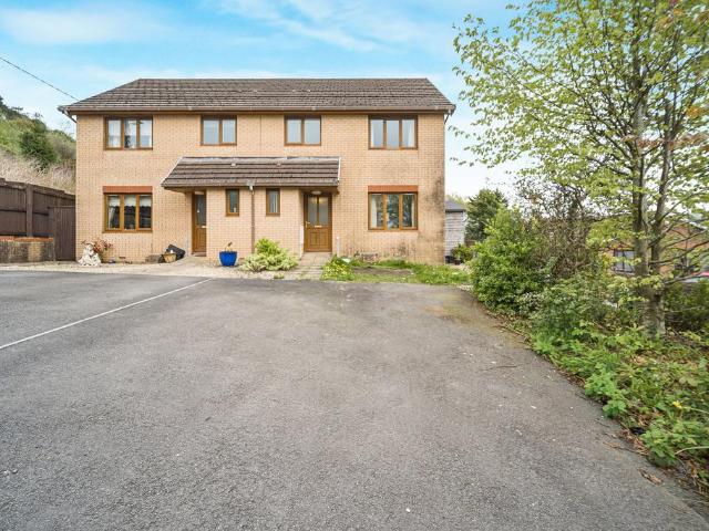 House for sale in Coedffranc, Skewen