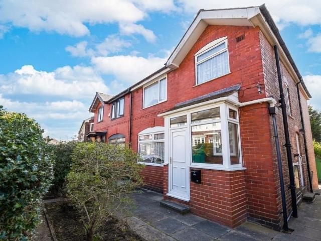 House for sale in Swinton Park, Salford