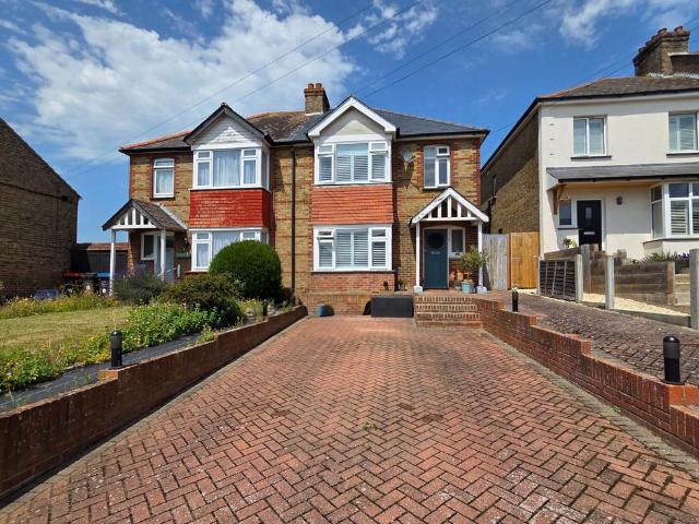 House for sale in Chilton, Acol