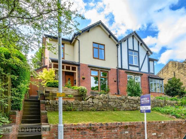 House for sale in Slaithwaite, Kirklees