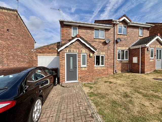 House for sale in Kippax, West Yorkshire