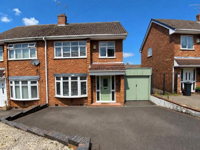 House for sale in Stockingford, Camp Hill