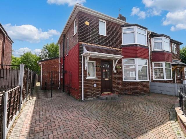 House for sale in Peel Green, Salford