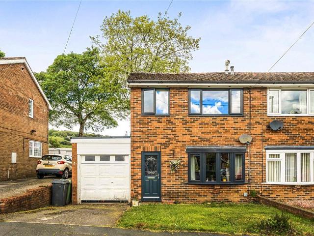 House for sale in Golcar, West Yorkshire