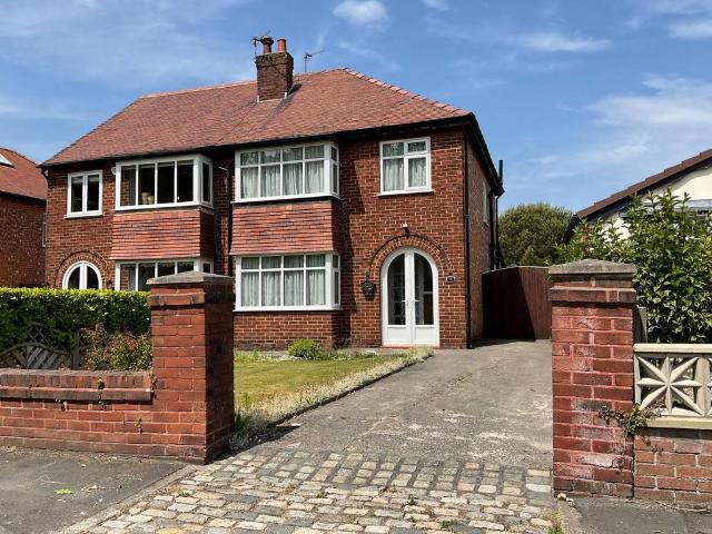 House for sale in Marshside, Southport