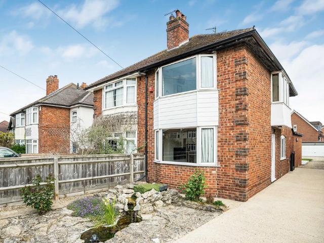 House for sale in Risinghurst and Sandhills, The Slade