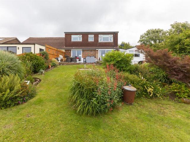 House for sale in Ore, Guestling Green