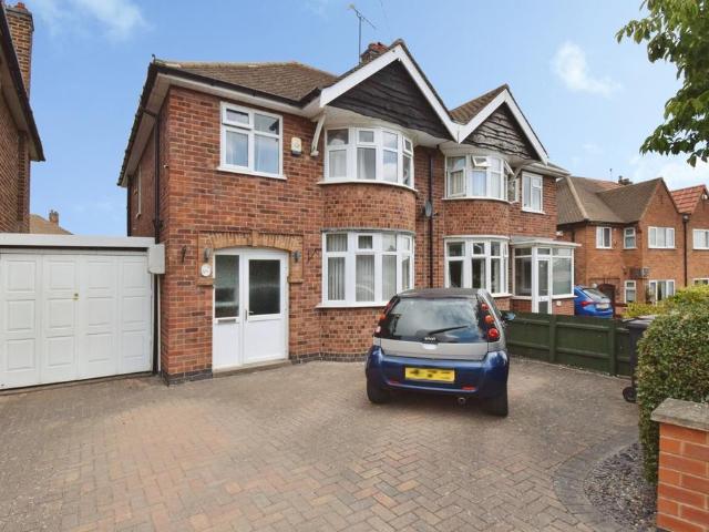 House for sale in Elmfield, Leicestershire