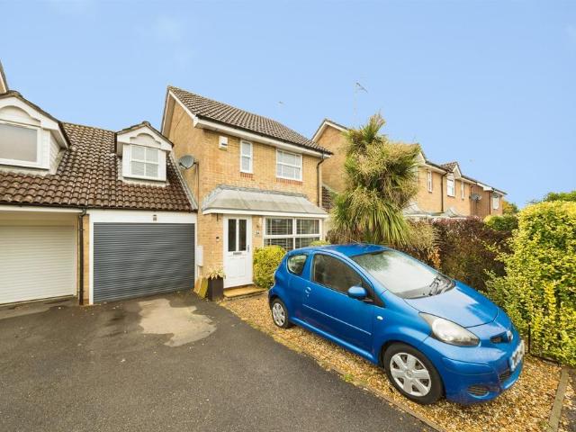 House for sale in Glynde, West Sussex